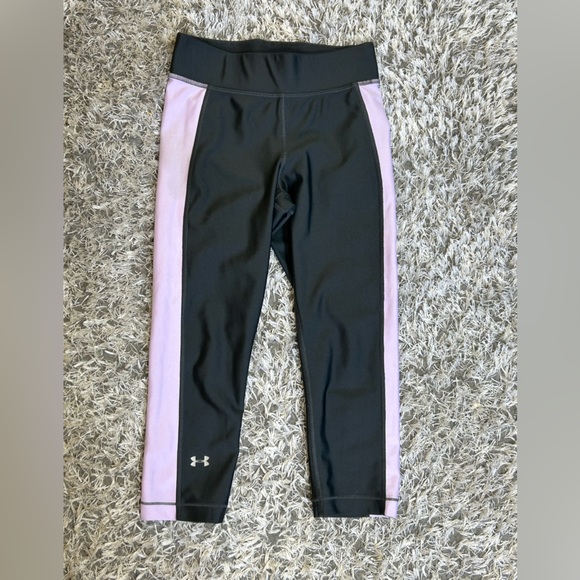 Under Armour athletic yoga leggings short gray with Purple stripes Womens Sz S - Picture 2 of 10